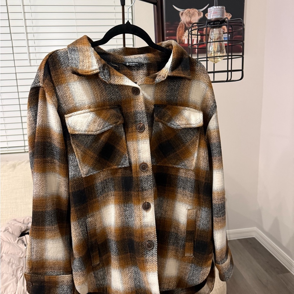 Plaid Button-Up Jacket
